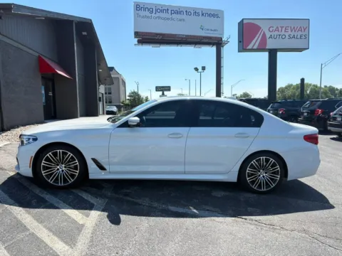 Photos of 2018 BMW 5 Series 530i xDrive Sedan 4D for sale in Omaha, NE at Gateway Auto Sales