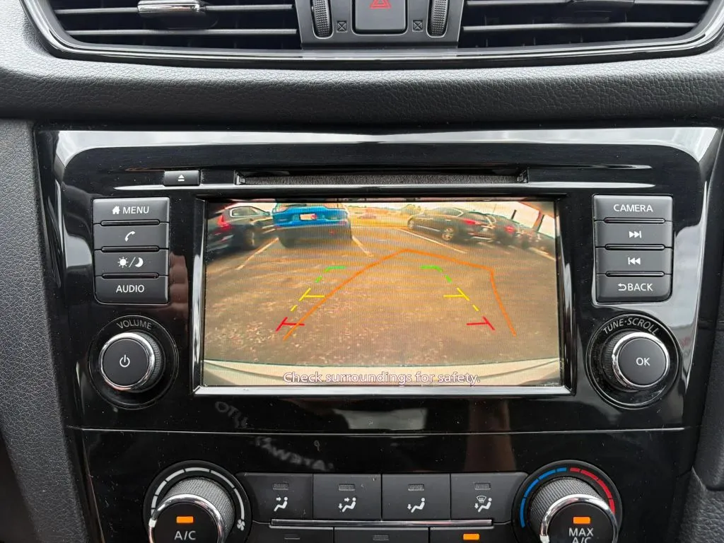 Nissan Rogue photo 21