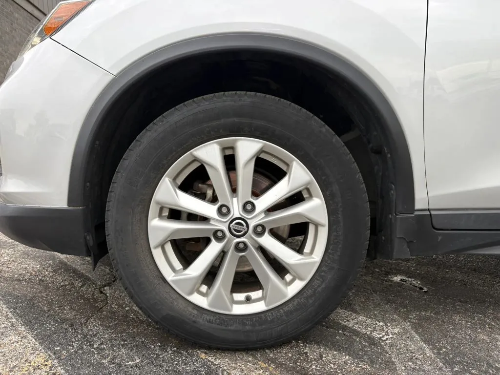 Nissan Rogue photo 26