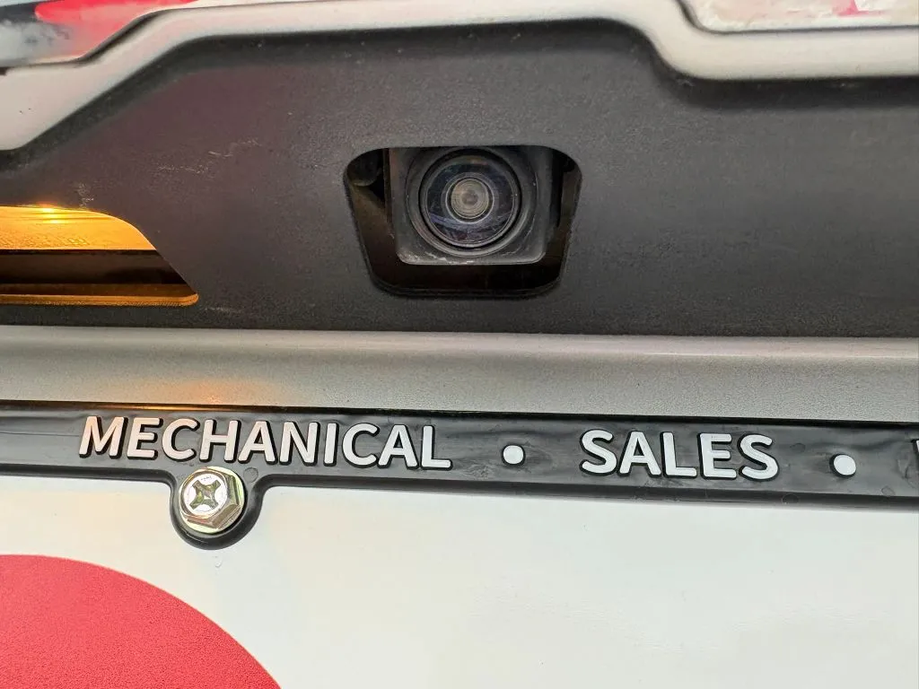 Nissan Rogue photo 22