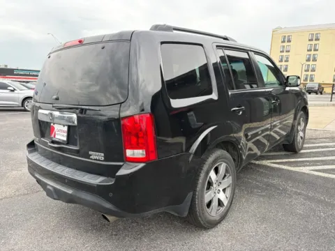 More photos of 2014 Honda Pilot Touring Sport Utility 4D at Gateway Auto Sales, NE
