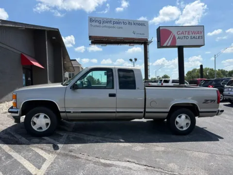 Photos of 1998 Chevrolet 1500 Extended Cab Short Bed for sale in Omaha, NE at Gateway Auto Sales