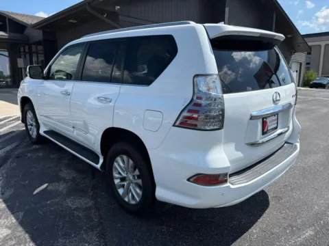 Another view of 2016 Lexus GX 460 Sport Utility 4D for sale in Omaha, NE at Gateway Auto Sales