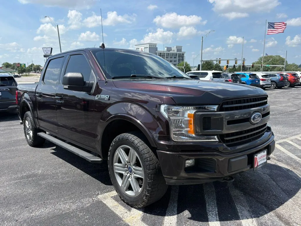 Ford F-150 photo 7