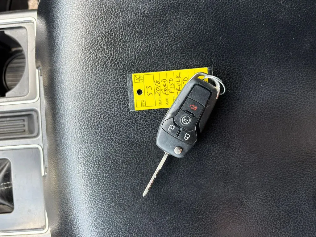 Ford F-150 photo 22