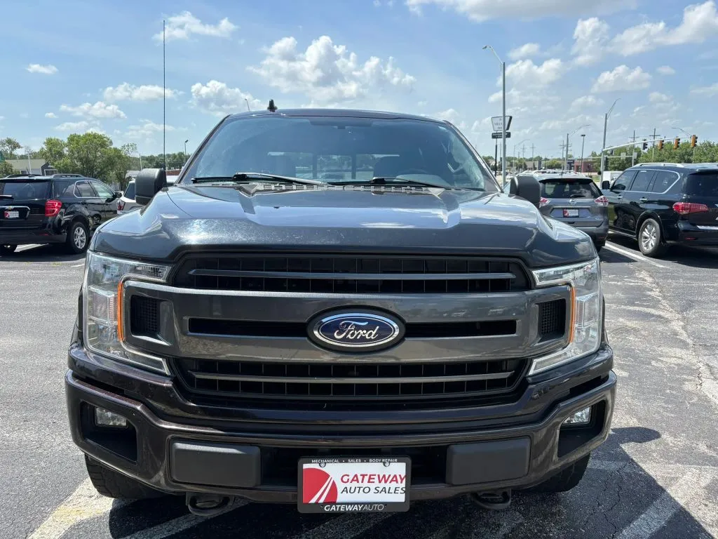 Ford F-150 photo 8