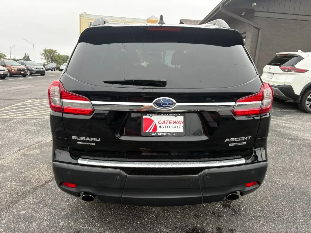 Subaru Ascent photo 4