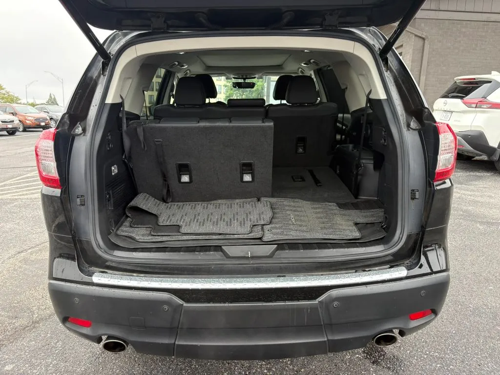 Subaru Ascent photo 9