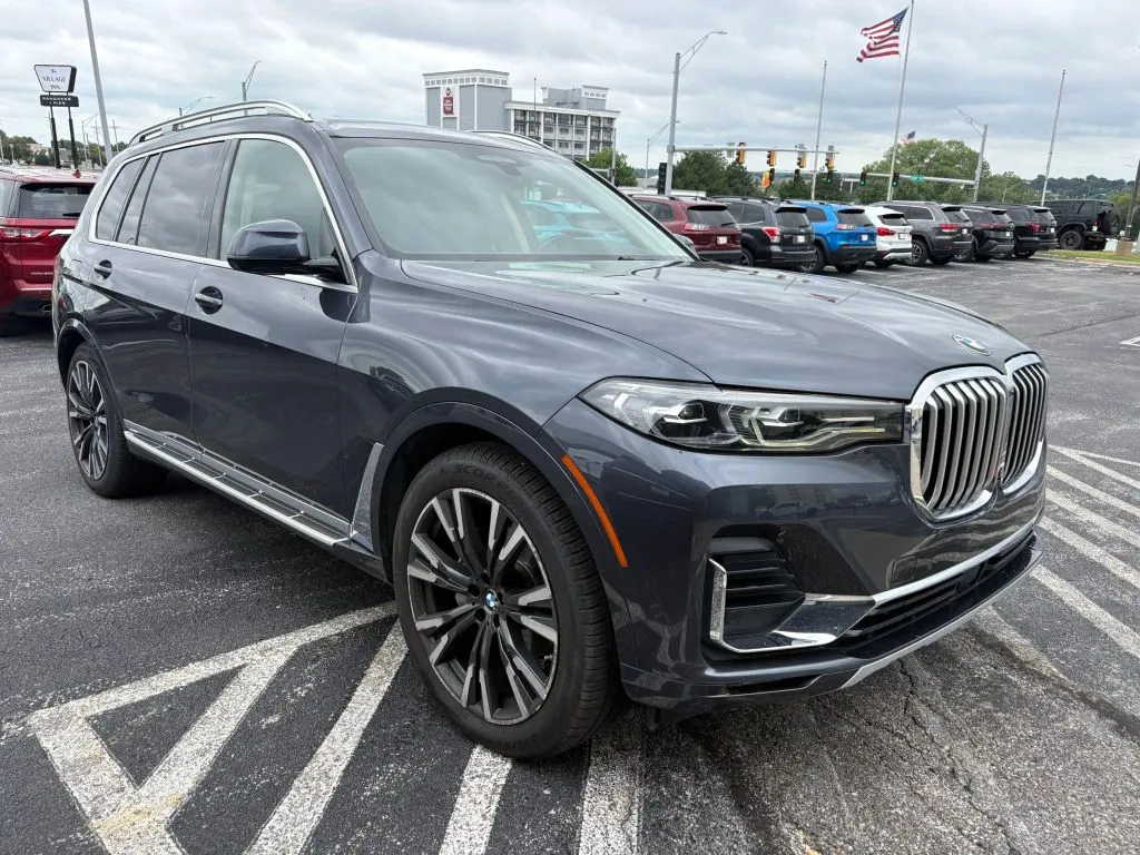 BMW X7 photo 7