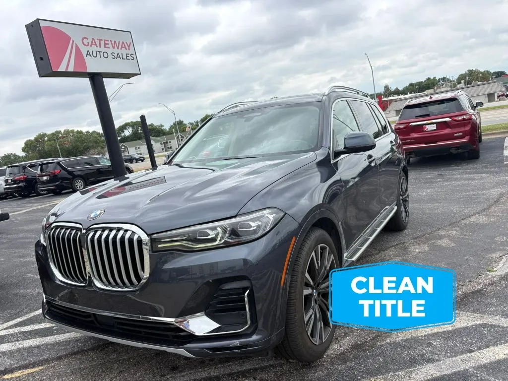 Gray 2021 BMW X7 xDrive40i Sport Utility 4D for sale in Omaha, NE