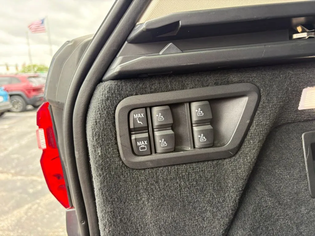 BMW X7 photo 12