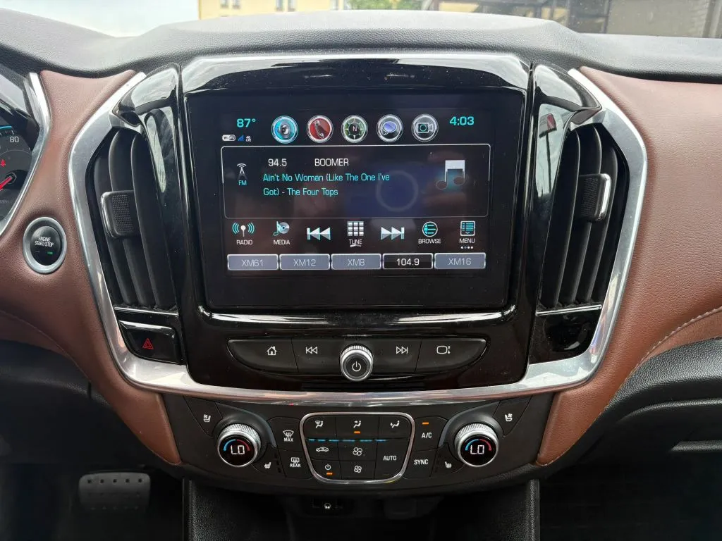 Chevrolet Traverse photo 14