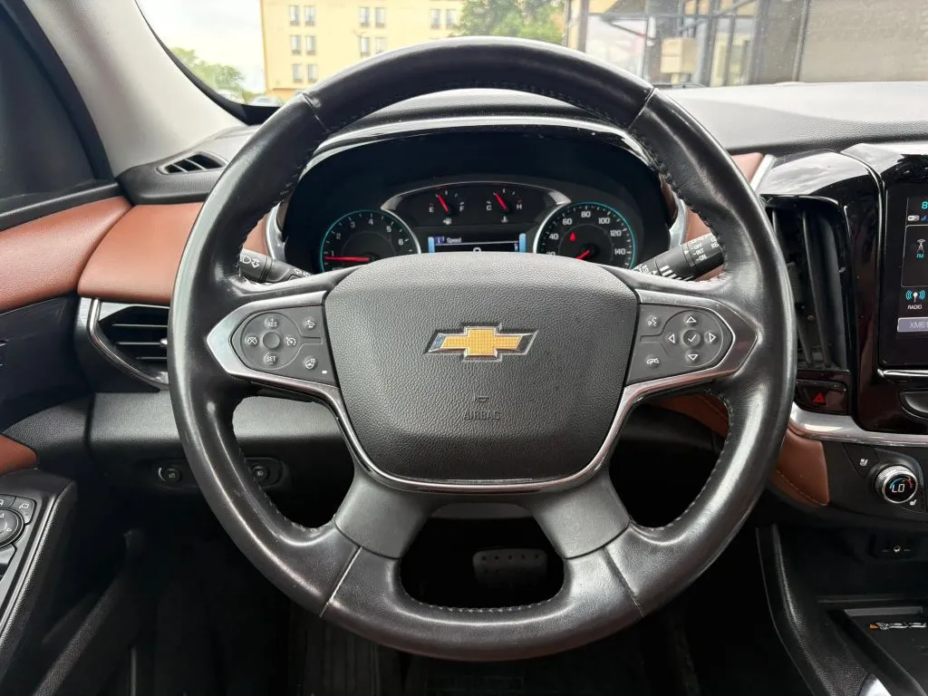Chevrolet Traverse photo 16