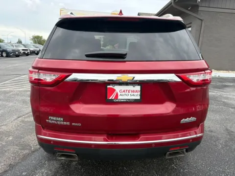 More photos of 2019 Chevrolet Traverse High Country Sport Utility 4D at Gateway Auto Sales, NE