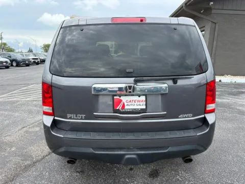 More photos of 2015 Honda Pilot EX Sport Utility 4D at Gateway Auto Sales, NE