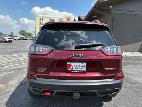 More photos of 2019 Jeep Cherokee TrailHawk Sport Utility 4D at Gateway Auto Sales, NE