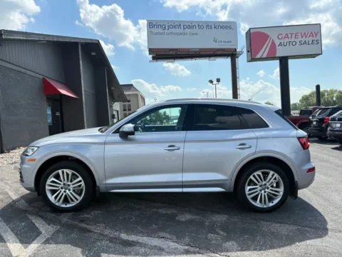 Photos of 2018 Audi Q5 Premium Plus Sport Utility 4D for sale in Omaha, NE at Gateway Auto Sales