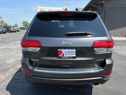 More photos of 2020 Jeep Grand Cherokee Limited Sport Utility 4D at Gateway Auto Sales, NE