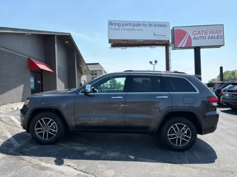 Photos of 2020 Jeep Grand Cherokee Limited Sport Utility 4D for sale in Omaha, NE at Gateway Auto Sales
