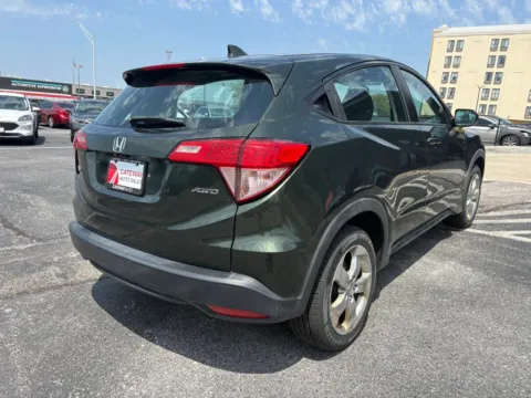 More photos of 2016 Honda HR-V LX Sport Utility 4D at Gateway Auto Sales, NE