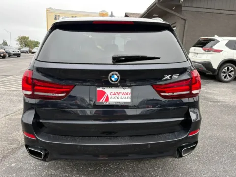 More photos of 2018 BMW X5 xDrive35i Sport Utility 4D at Gateway Auto Sales, NE