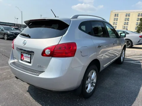 More photos of 2013 Nissan Rogue SV Sport Utility 4D at Gateway Auto Sales, NE