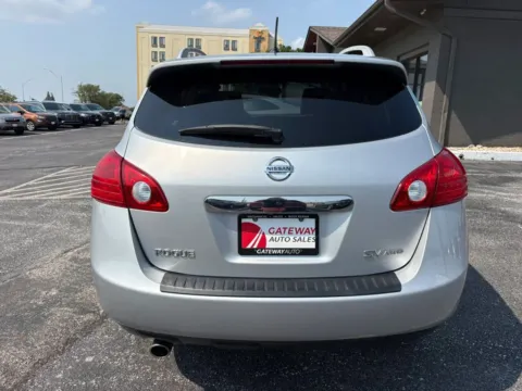 More photos of 2013 Nissan Rogue SV Sport Utility 4D at Gateway Auto Sales, NE