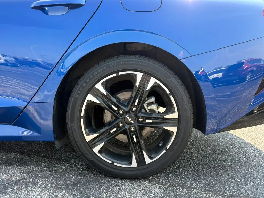 Kia K5 photo 24