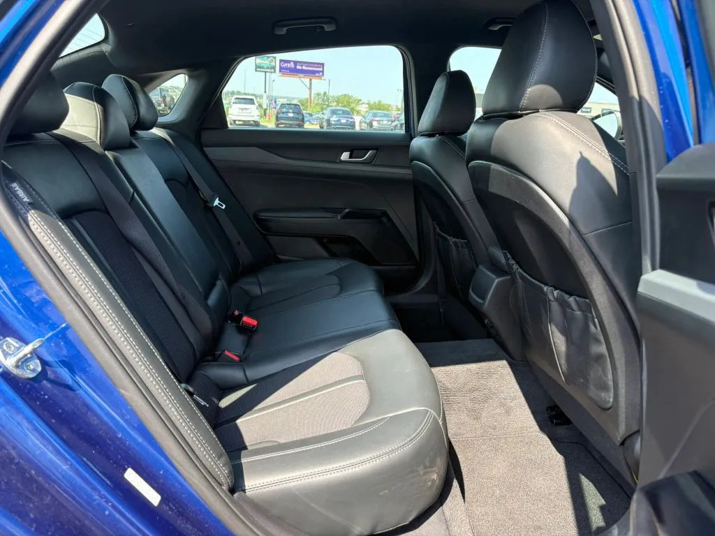 Kia K5 photo 18