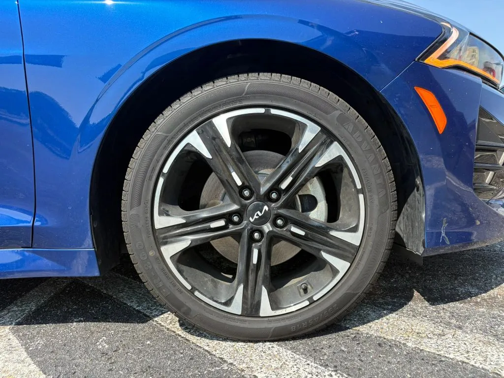Kia K5 photo 26