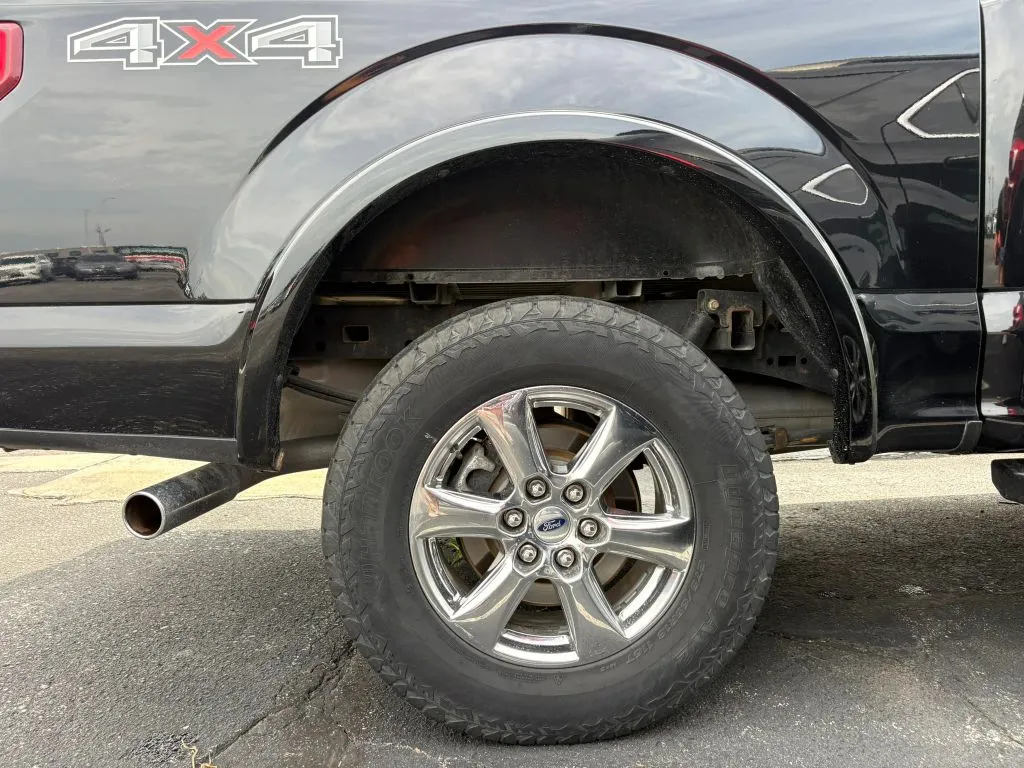 Ford F-150 photo 26