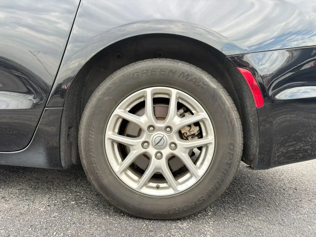 Chrysler Pacifica photo 29