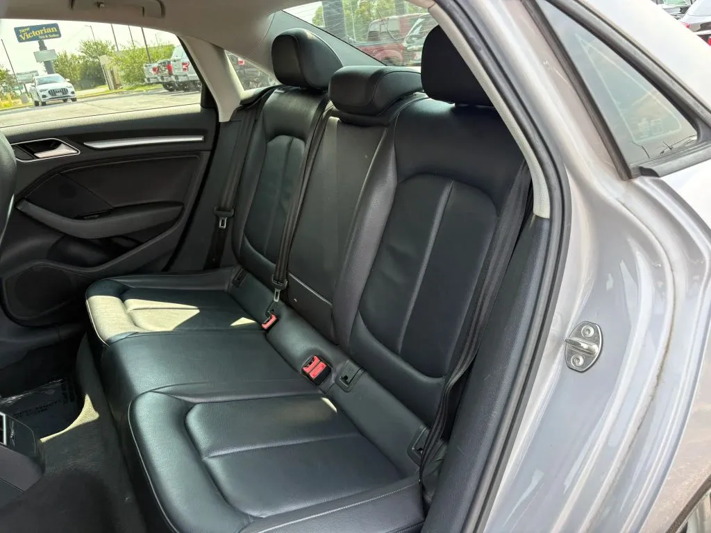 Audi A3 photo 12