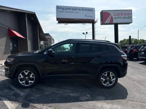 Photos of 2018 Jeep Compass Limited Sport Utility 4D for sale in Omaha, NE at Gateway Auto Sales