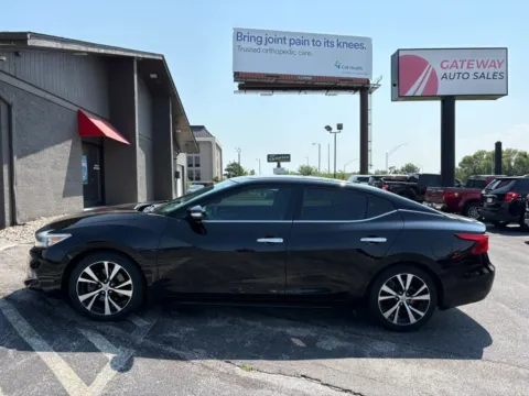 Photos of 2018 Nissan Maxima SL Sedan 4D for sale in Omaha, NE at Gateway Auto Sales