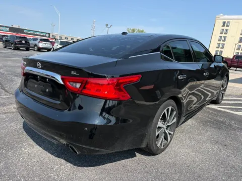 More photos of 2018 Nissan Maxima SL Sedan 4D at Gateway Auto Sales, NE