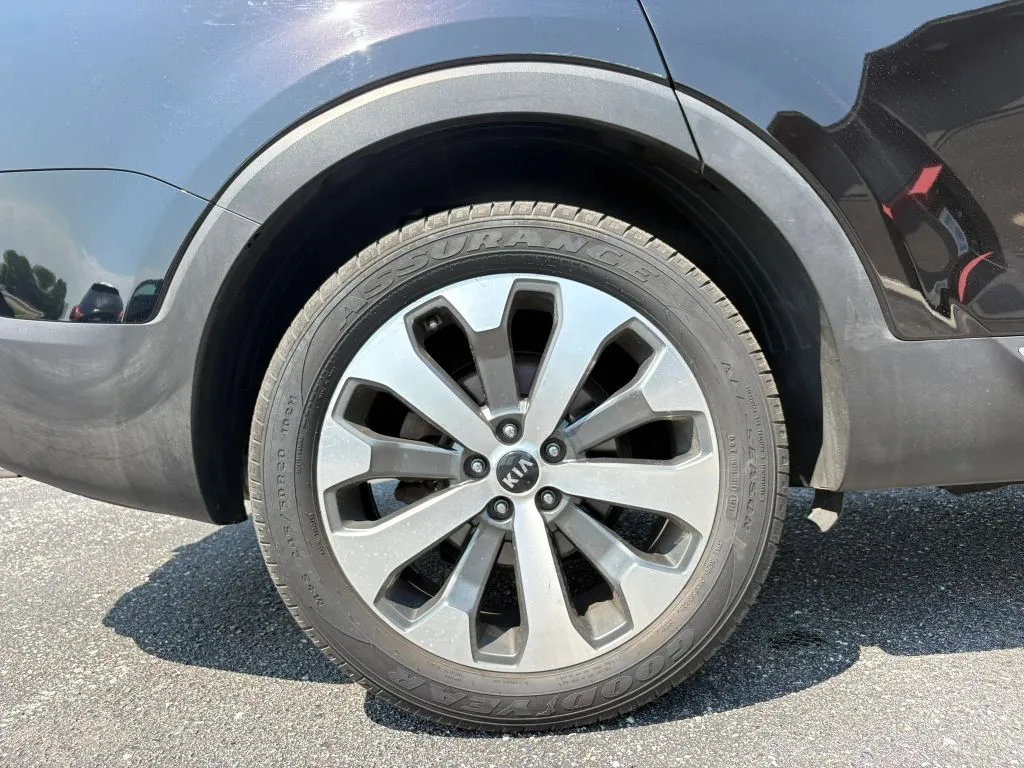 Kia Telluride photo 30