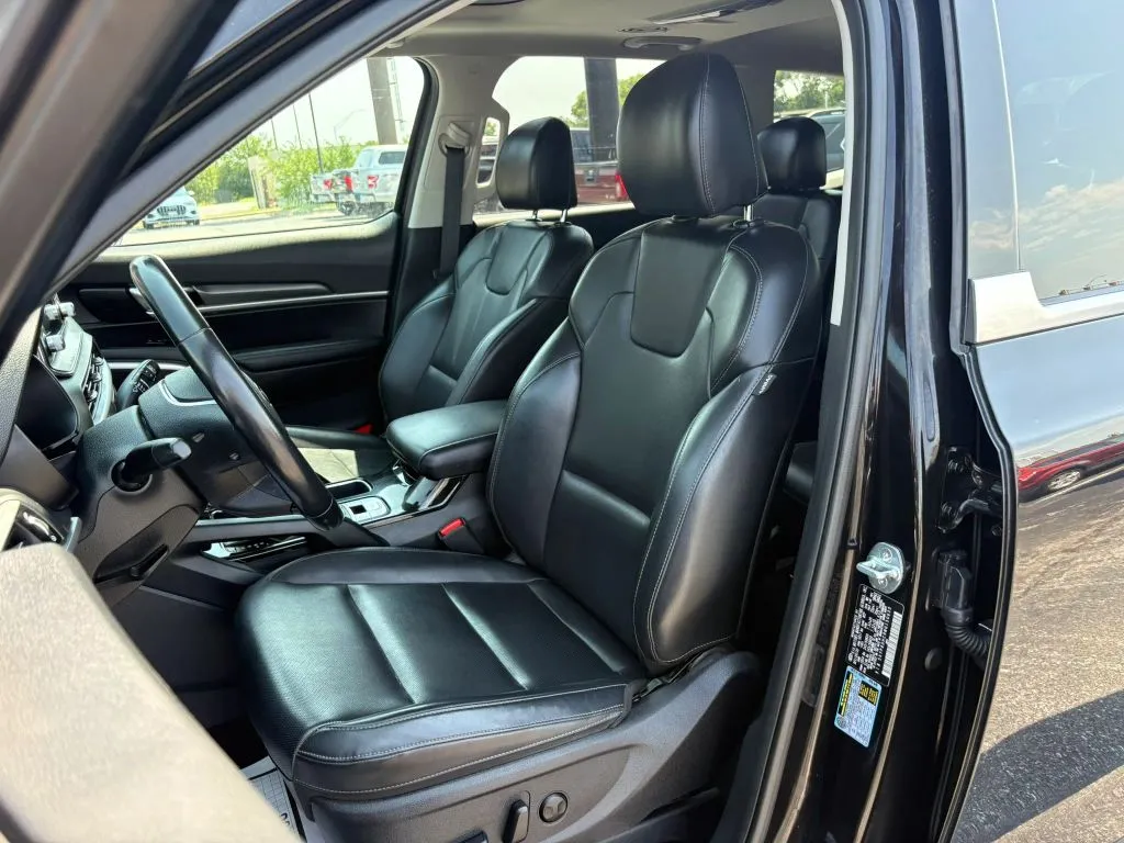 Kia Telluride photo 25