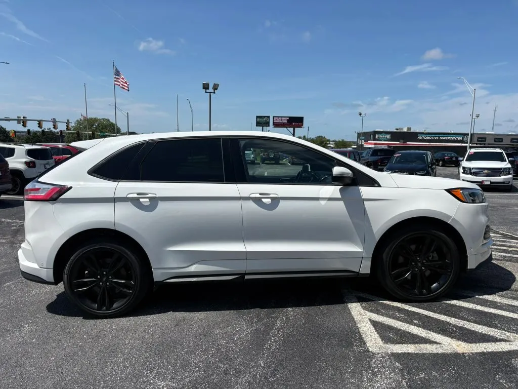 Ford Edge photo 6