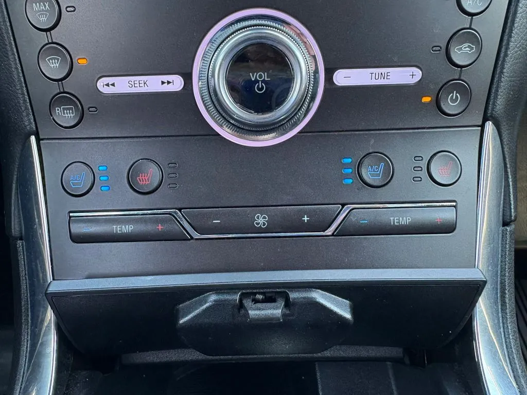Ford Edge photo 17