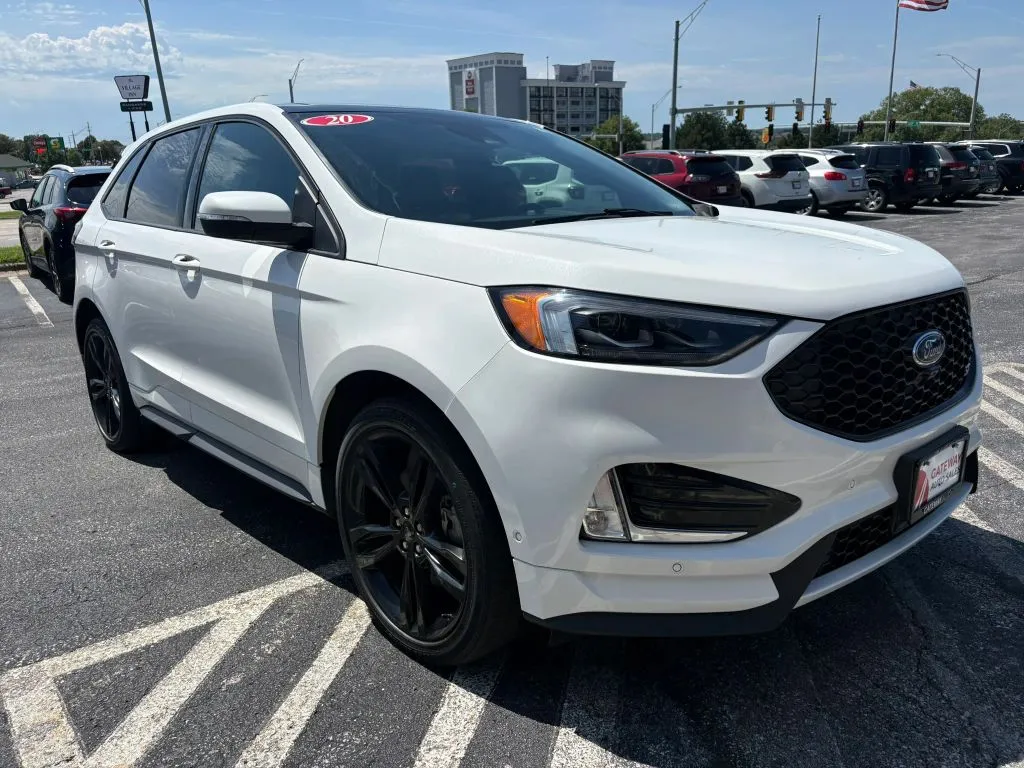 Ford Edge photo 7