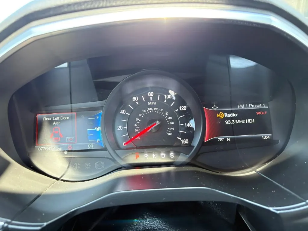 Ford Edge photo 16