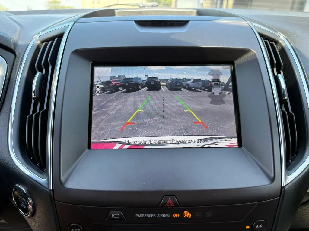 Ford Edge photo 26