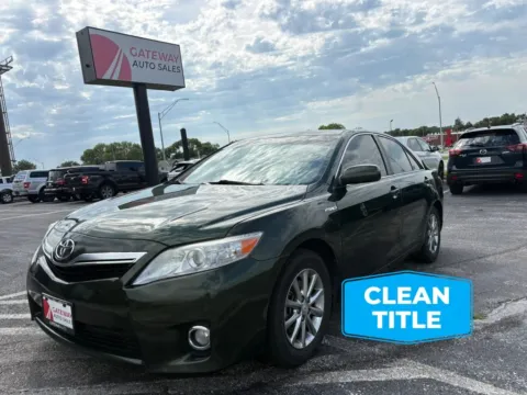 Green 2011 Toyota Camry Hybrid Sedan 4D for sale in Omaha, NE
