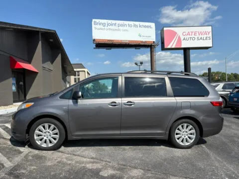 Photos of 2017 Toyota Sienna XLE Premium Minivan 4D for sale in Omaha, NE at Gateway Auto Sales