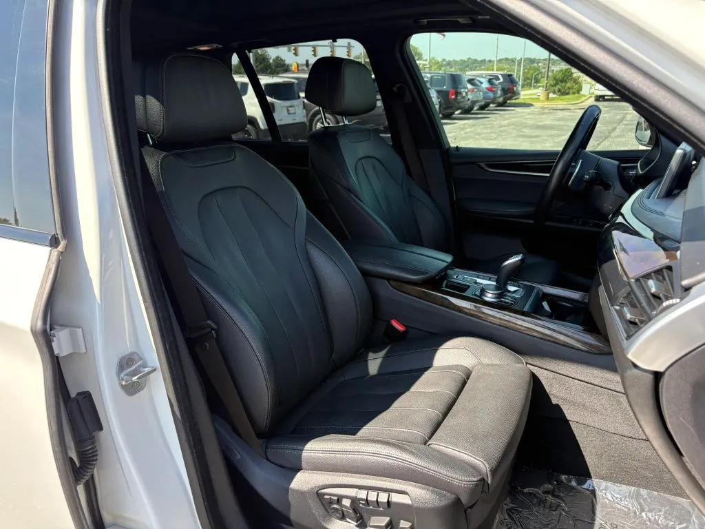 BMW X5 photo 19