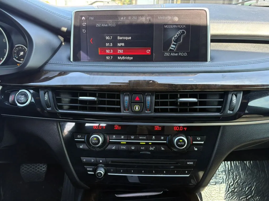BMW X5 photo 14