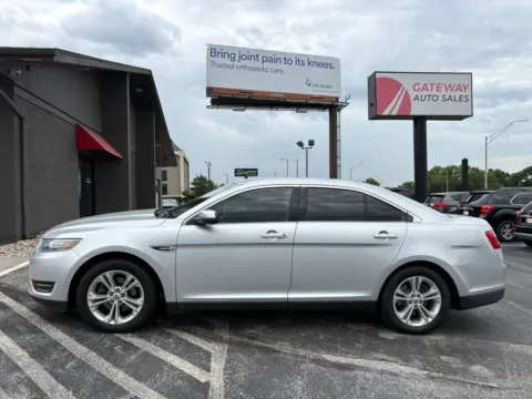 Photos of 2017 Ford Taurus SEL Sedan 4D for sale in Omaha, NE at Gateway Auto Sales