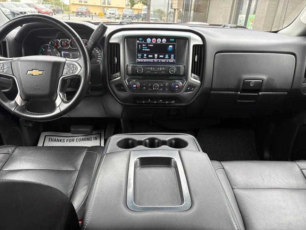 Chevrolet Silverado photo 10