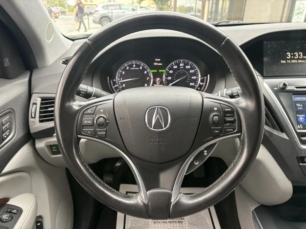 Acura MDX photo 18